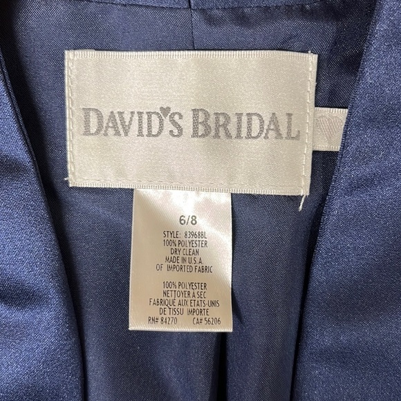 David’s Bridal Michaelangelo Bridesmaid Dress - Picture 12 of 12